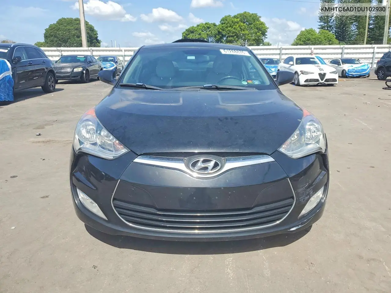 2013 Hyundai Veloster Base VIN: KMHTC6AD1DU102930 Lot: 61288876