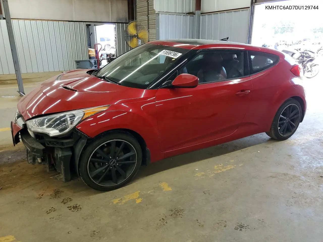 2013 Hyundai Veloster Base VIN: KMHTC6AD7DU129744 Lot: 61699796