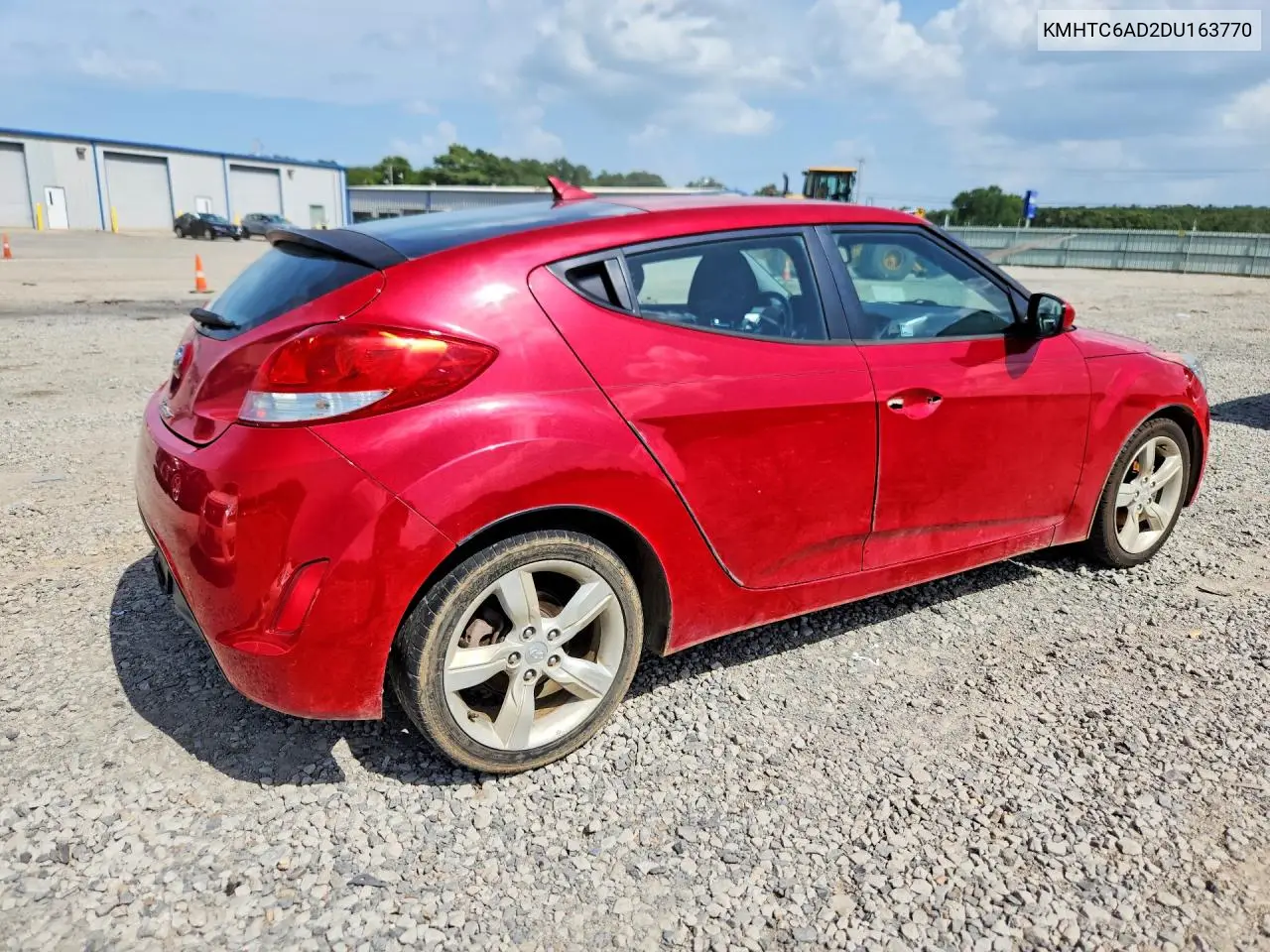 2013 Hyundai Veloster Base VIN: KMHTC6AD2DU163770 Lot: 61885436
