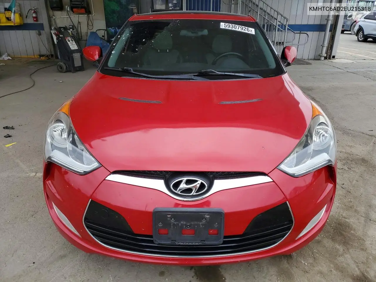 2014 Hyundai Veloster Base VIN: KMHTC6AD2EU215318 Lot: 59307926