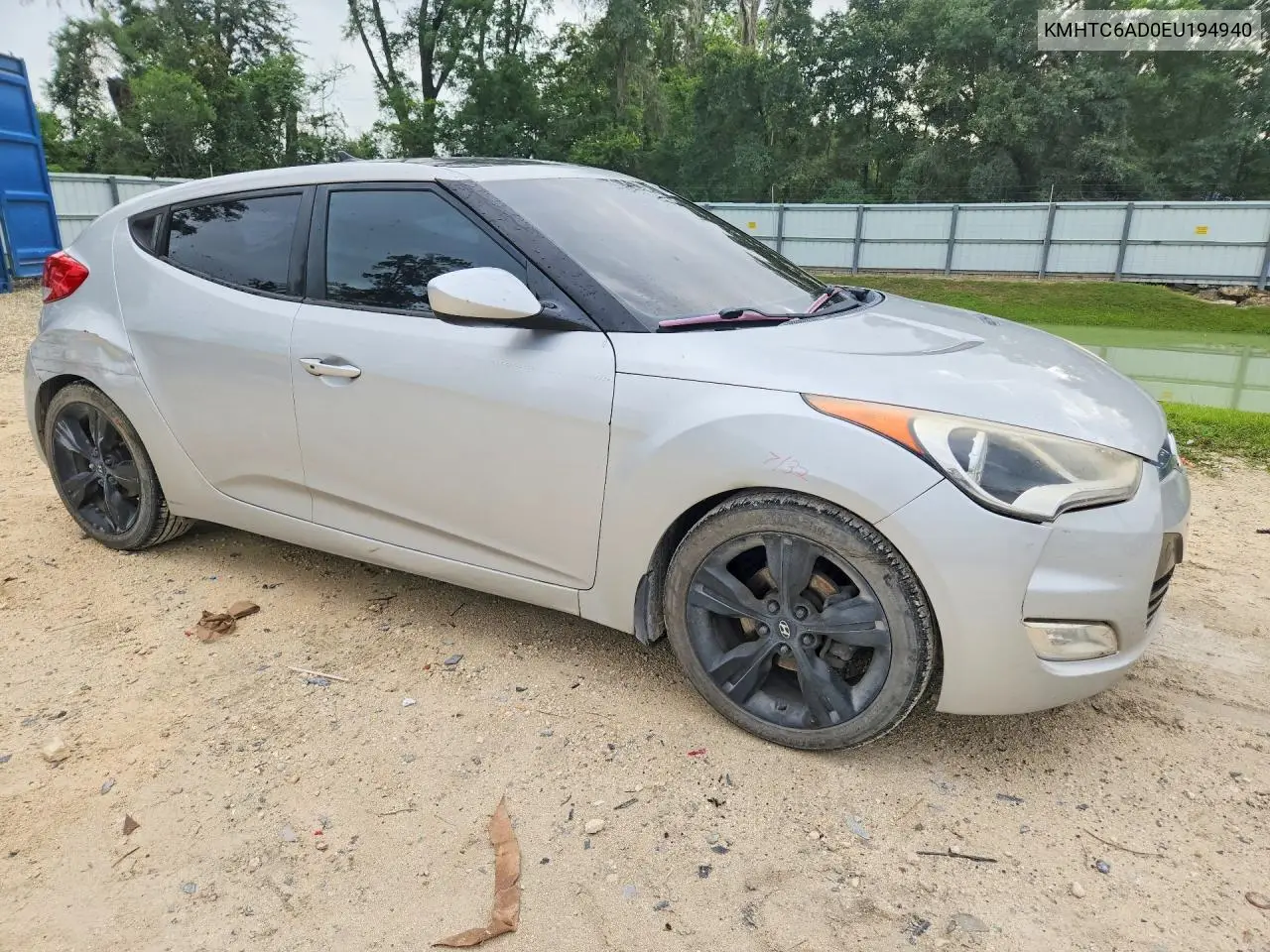 2014 Hyundai Veloster Base VIN: KMHTC6AD0EU194940 Lot: 60754086