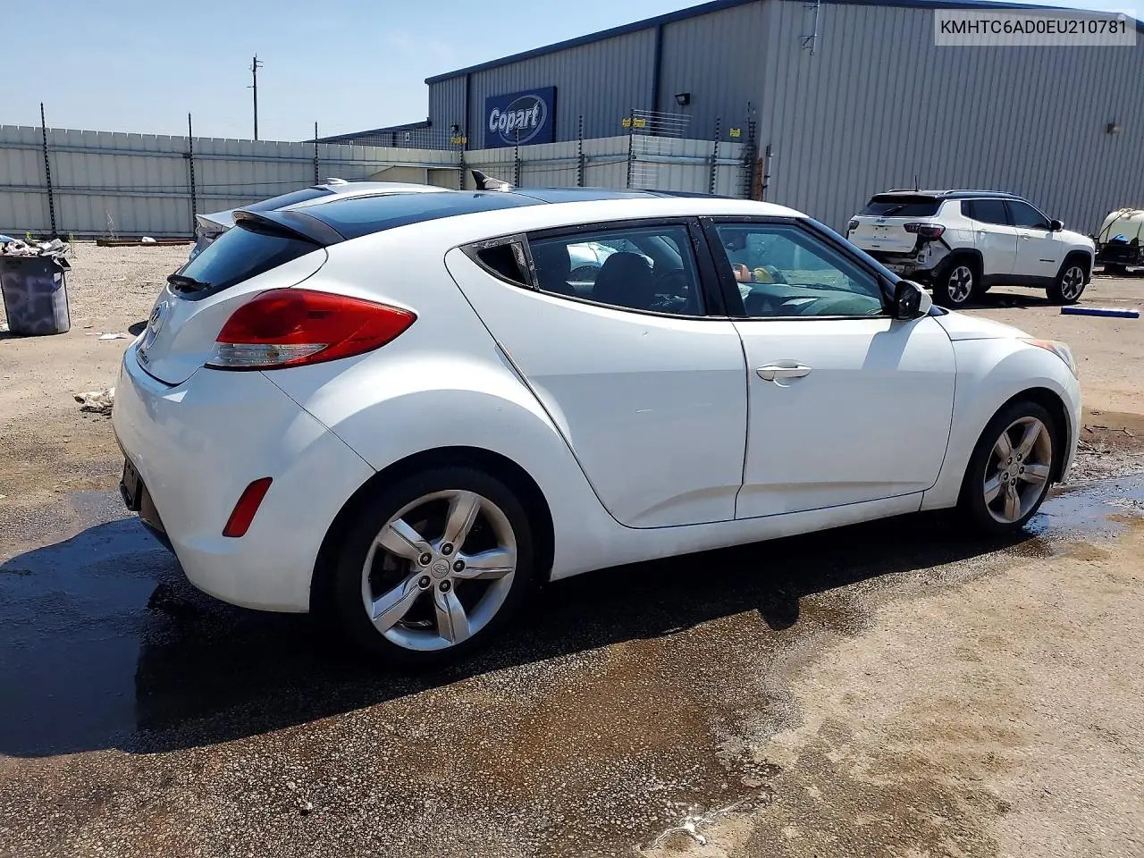 2014 Hyundai Veloster Base VIN: KMHTC6AD0EU210781 Lot: 61090526