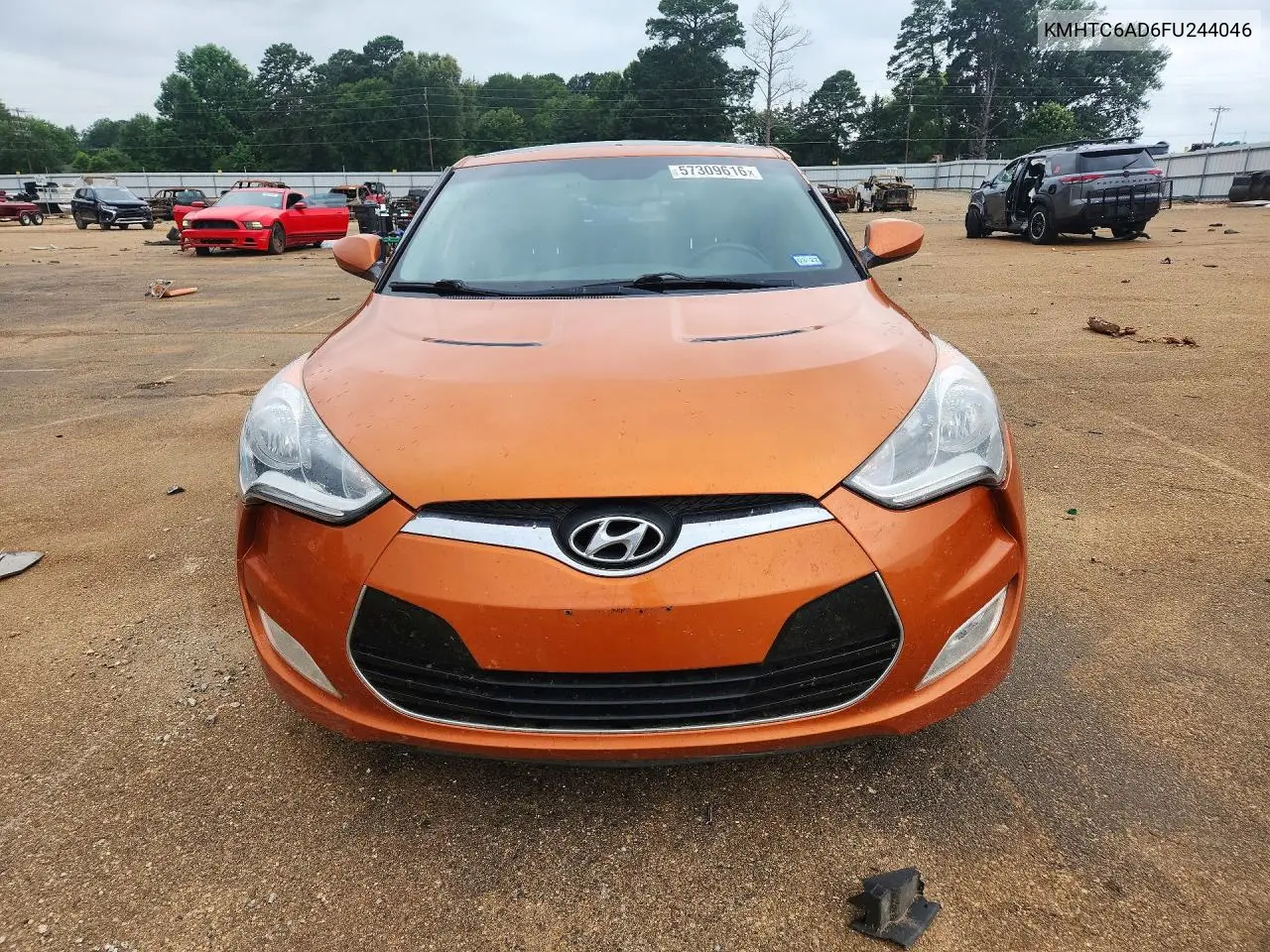 2015 Hyundai Veloster Base VIN: KMHTC6AD6FU244046 Lot: 57309616