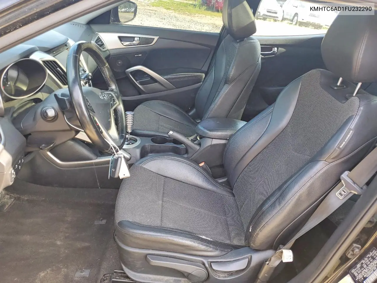 2015 Hyundai Veloster Base VIN: KMHTC6AD1FU232290 Lot: 60404516