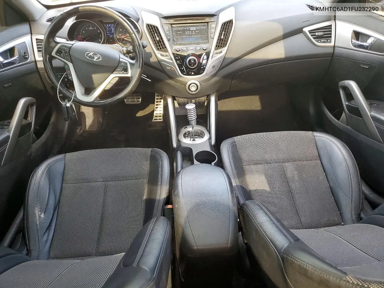 2015 Hyundai Veloster Base VIN: KMHTC6AD1FU232290 Lot: 60404516