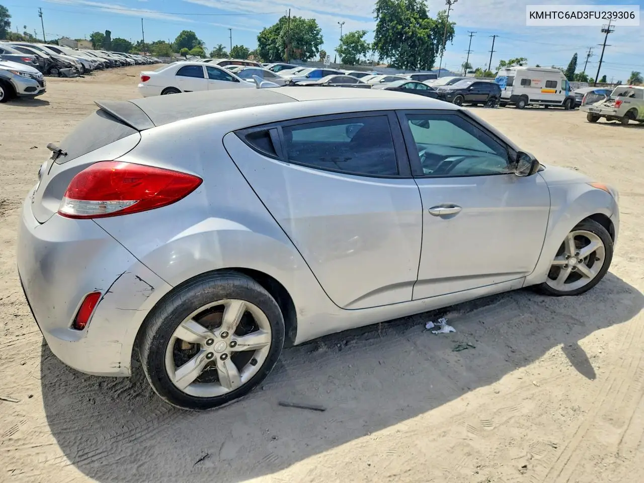 2015 Hyundai Veloster Base VIN: KMHTC6AD3FU239306 Lot: 61662996