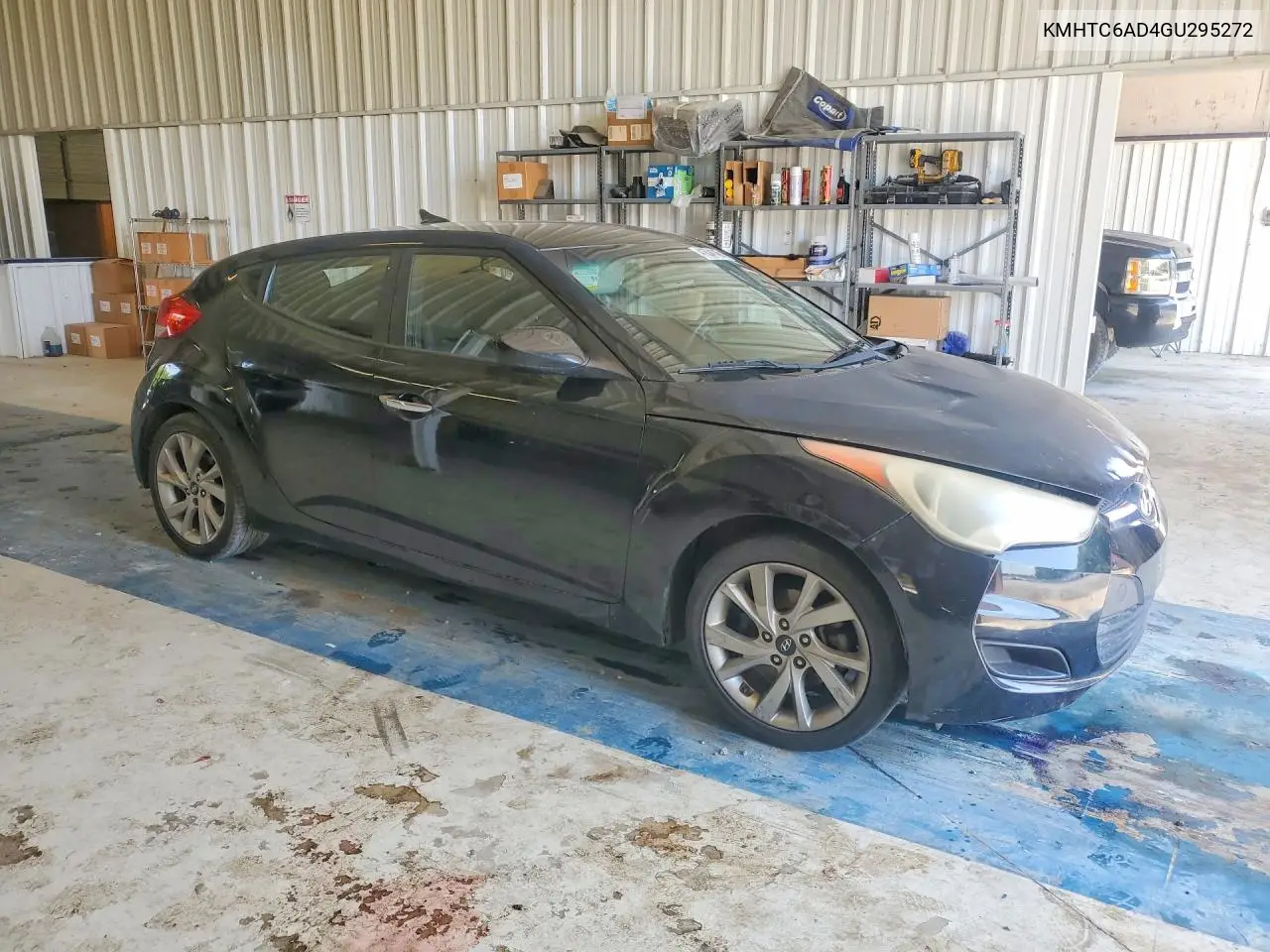 2016 Hyundai Veloster Base VIN: KMH1C6AD4GU295272 Lot: 41634146