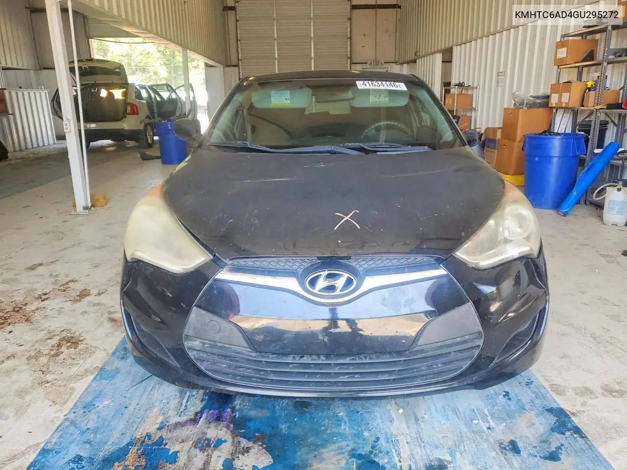 2016 Hyundai Veloster Base VIN: KMH1C6AD4GU295272 Lot: 41634146