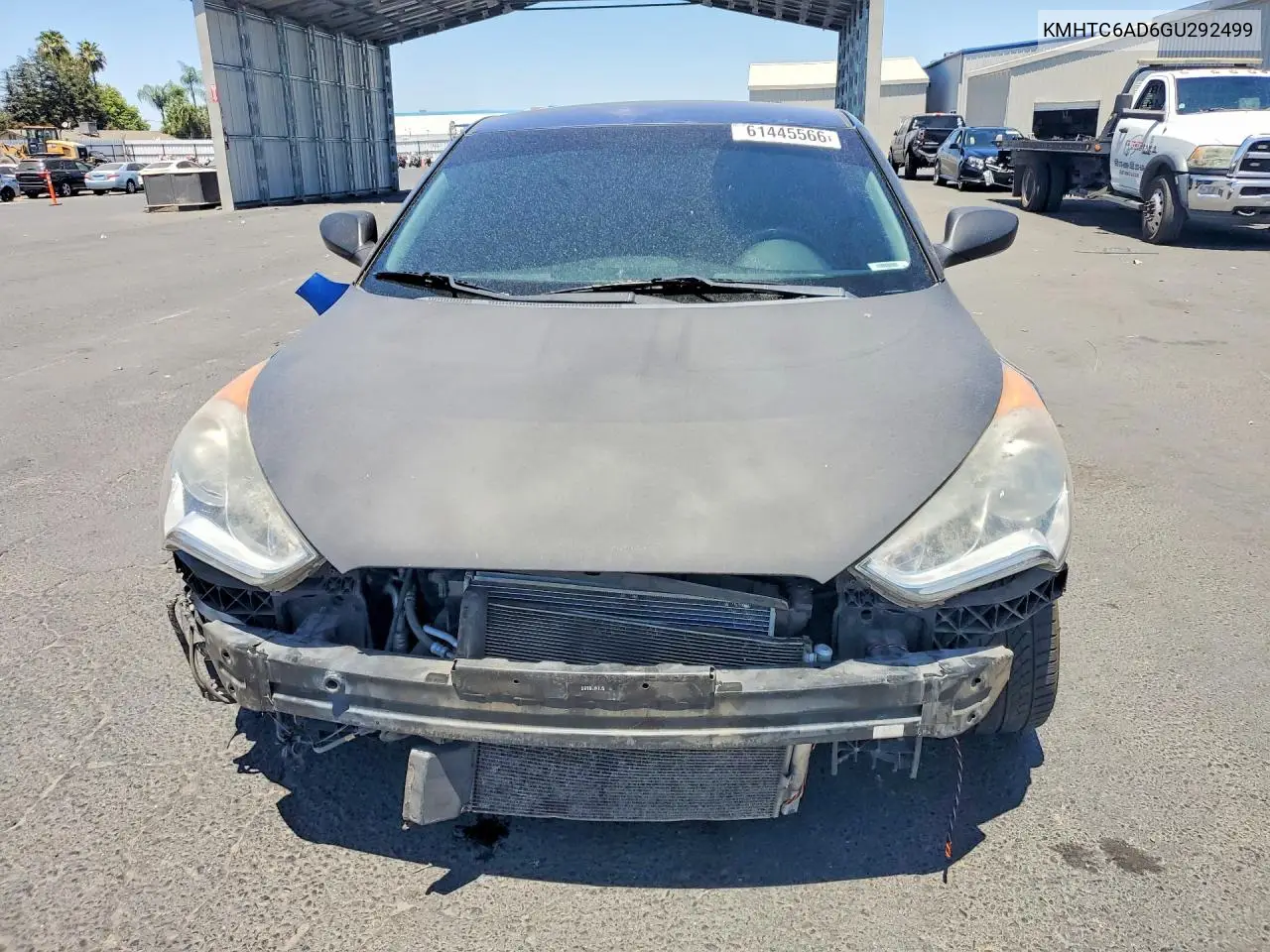 2016 Hyundai Veloster Base VIN: KMHTC6AD6GU292499 Lot: 61445566
