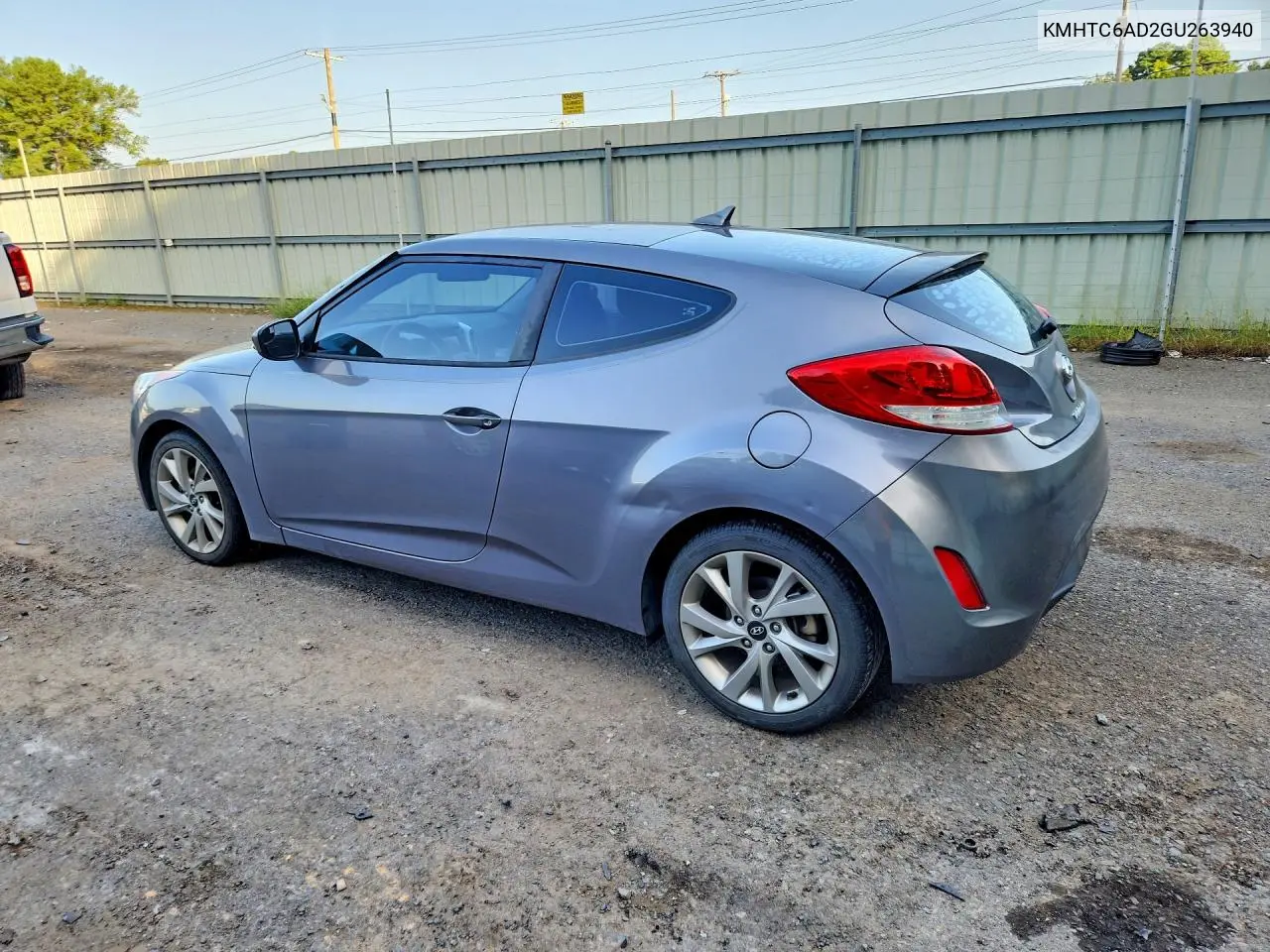 2016 Hyundai Veloster Base VIN: KMHTC6AD2GU263940 Lot: 61959976