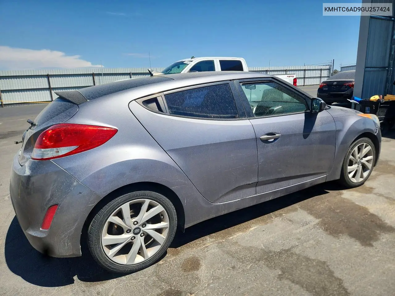2016 Hyundai Veloster Base VIN: KMHTC6AD9GU257424 Lot: 62042866