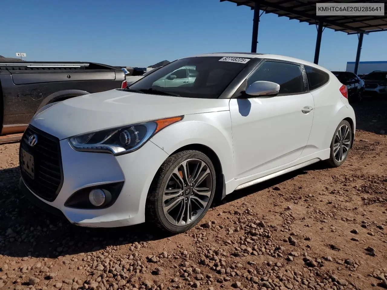KMHTC6AE2GU285641 2016 Hyundai Veloster Turbo
