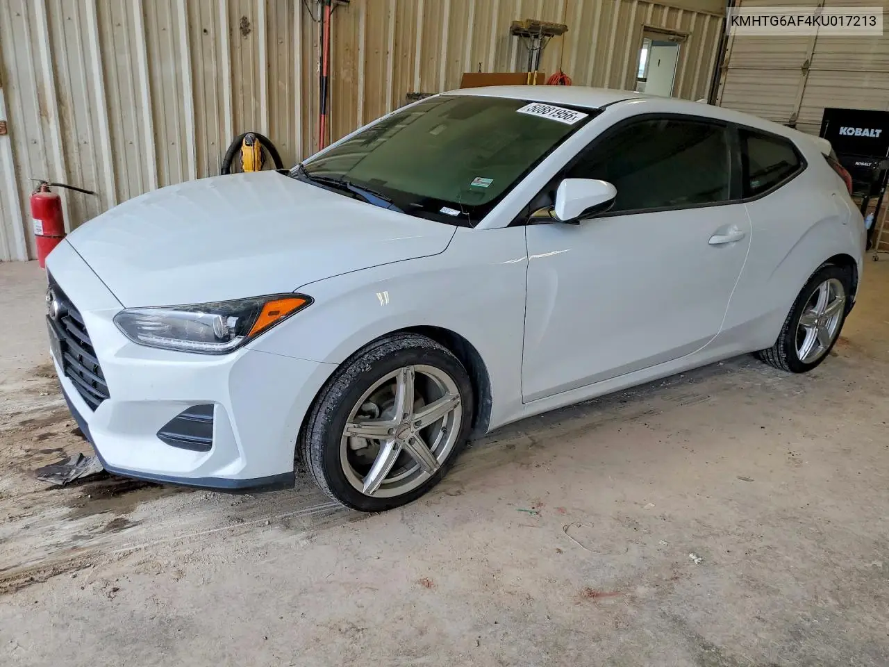 2019 Hyundai Veloster 2.0L VIN: KMHTG6AF4KU017213 Lot: 50881956