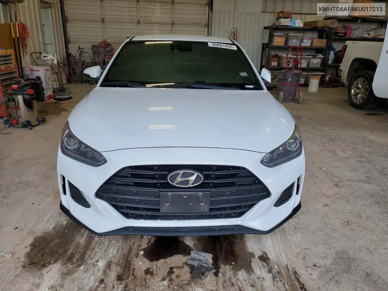 2019 Hyundai Veloster 2.0L VIN: KMHTG6AF4KU017213 Lot: 50881956