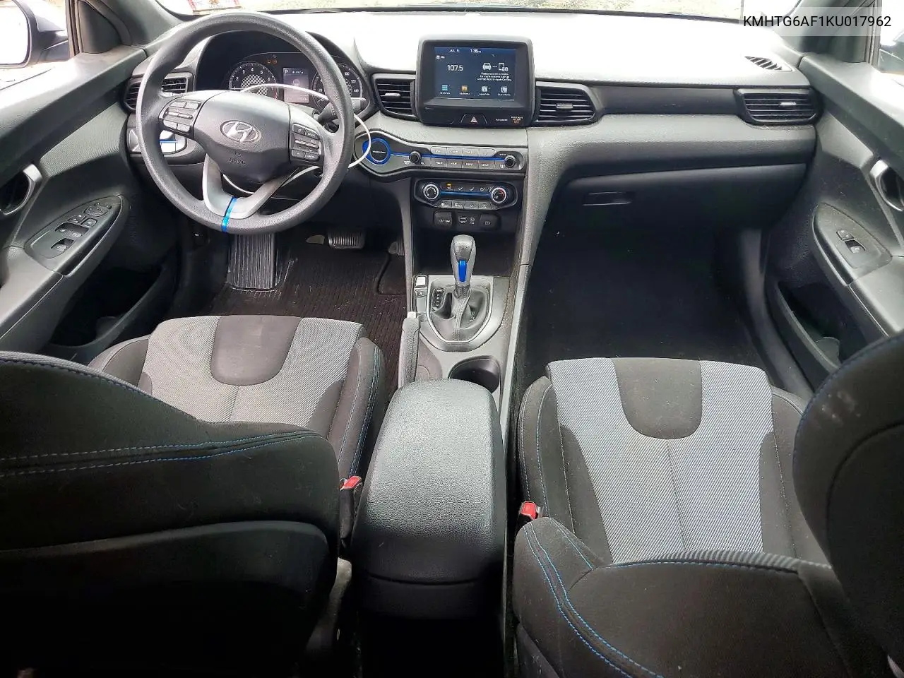 2019 Hyundai Veloster 2.0L VIN: KMHTG6AF1KU017962 Lot: 60129786