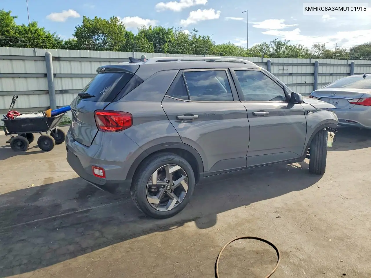 2021 Hyundai Venue Sel VIN: KMHRC8A34MU101915 Lot: 57057836