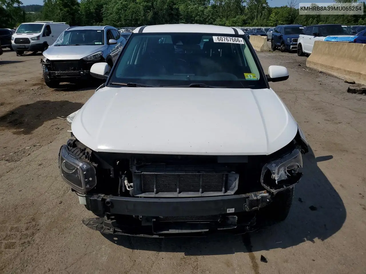 2021 Hyundai Venue Se VIN: KMHRB8A39MU065254 Lot: 60767666