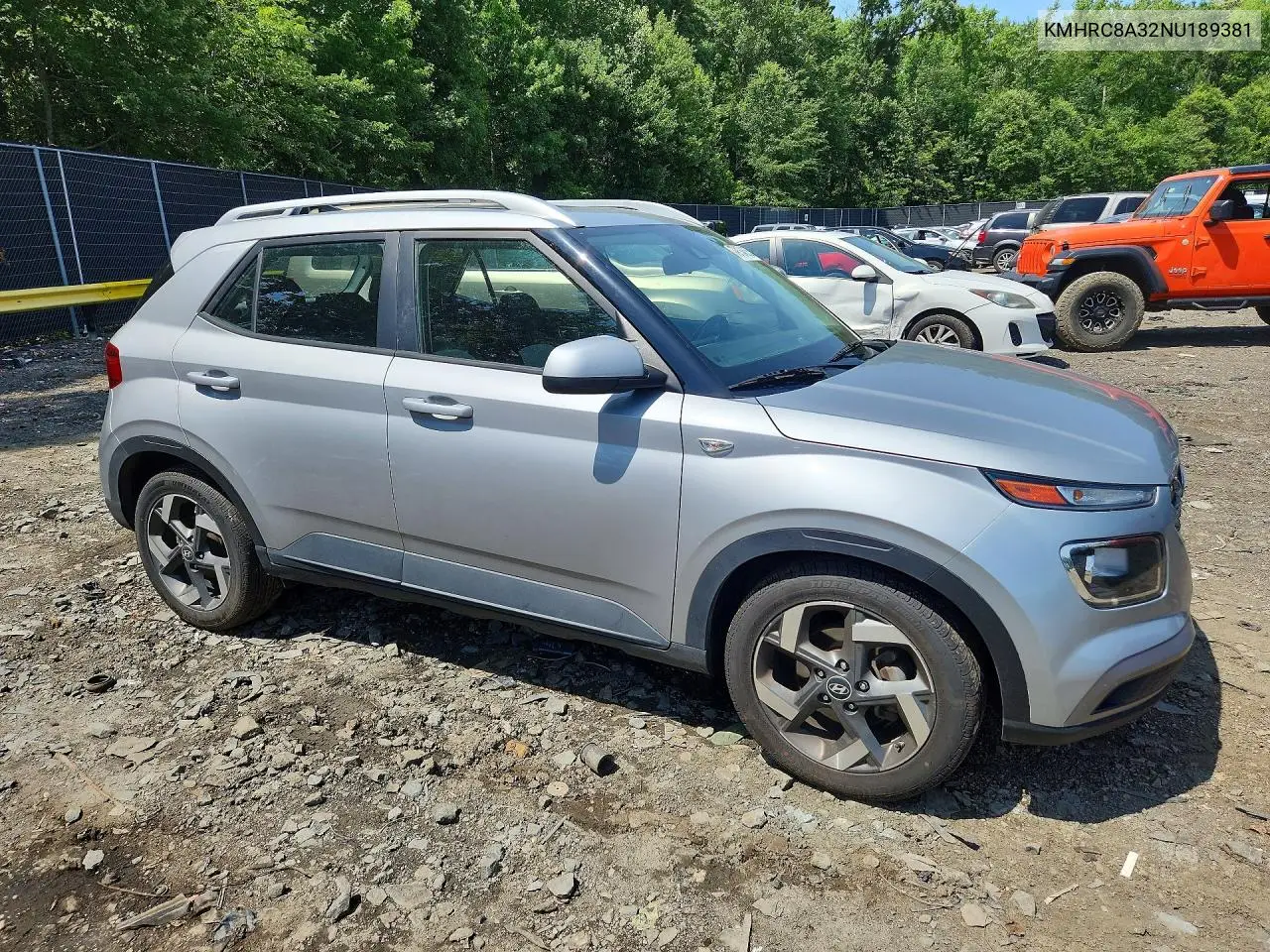 2022 Hyundai Venue Sel VIN: KMHRC8A32NU189381 Lot: 79134675