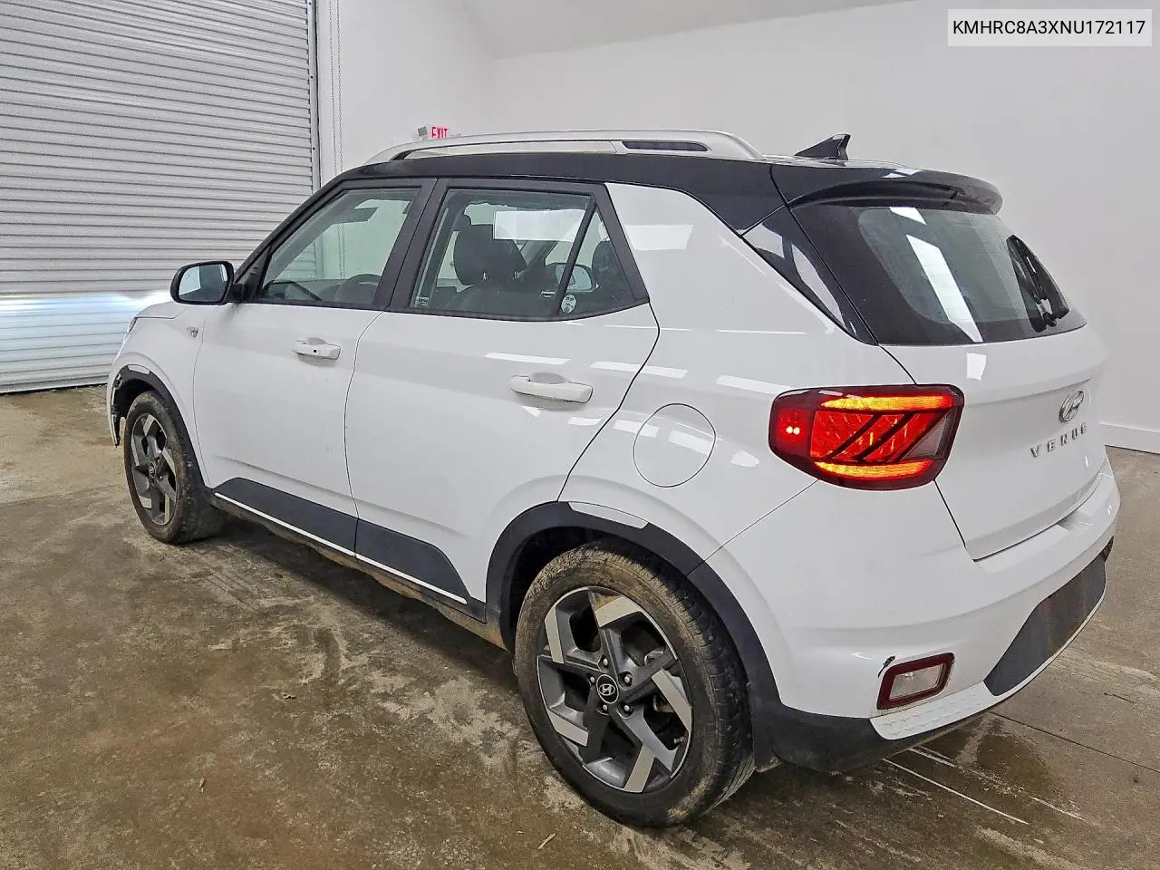 2022 Hyundai Venue Limited VIN: KMHRC8A3XNU172117 Lot: 85632695