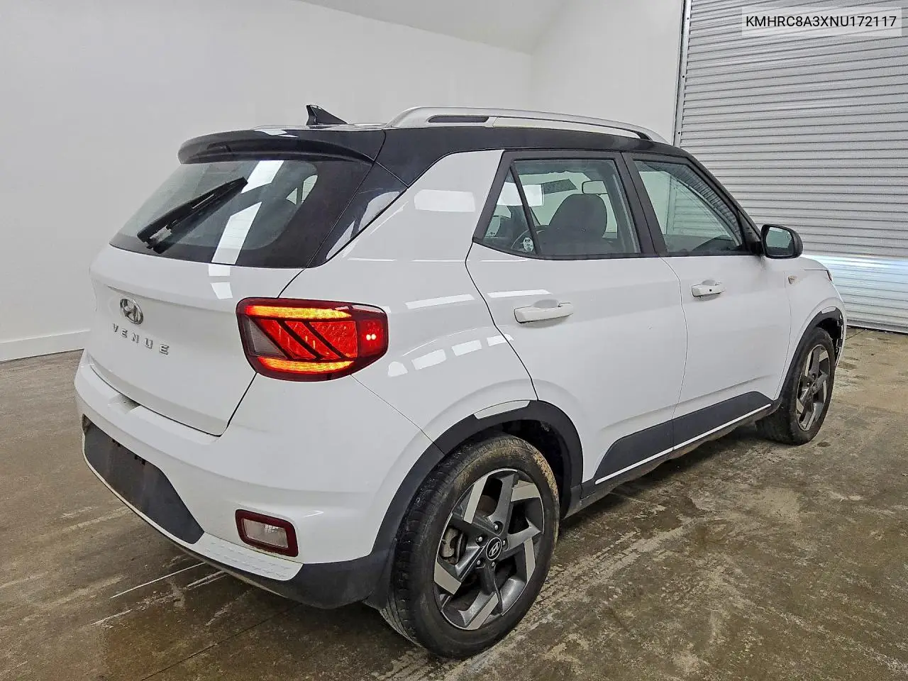 2022 Hyundai Venue Limited VIN: KMHRC8A3XNU172117 Lot: 85632695