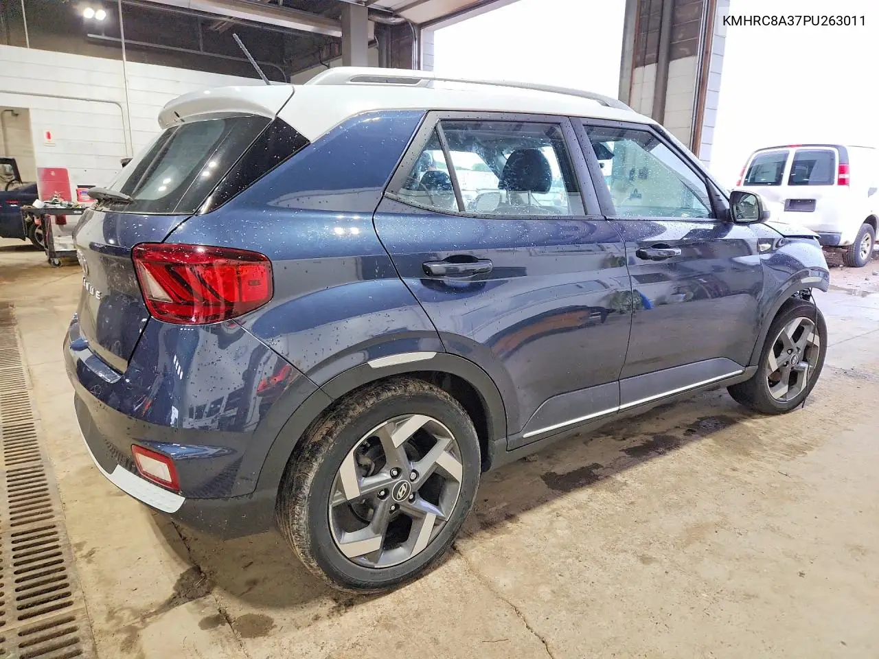 2023 Hyundai Venue Limited VIN: KMHRC8A37PU263011 Lot: 59745576