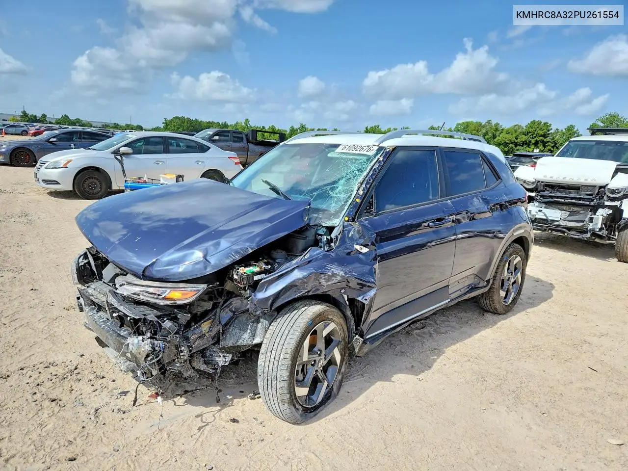 2023 Hyundai Venue Limited VIN: KMHRC8A32PU261554 Lot: 61092676