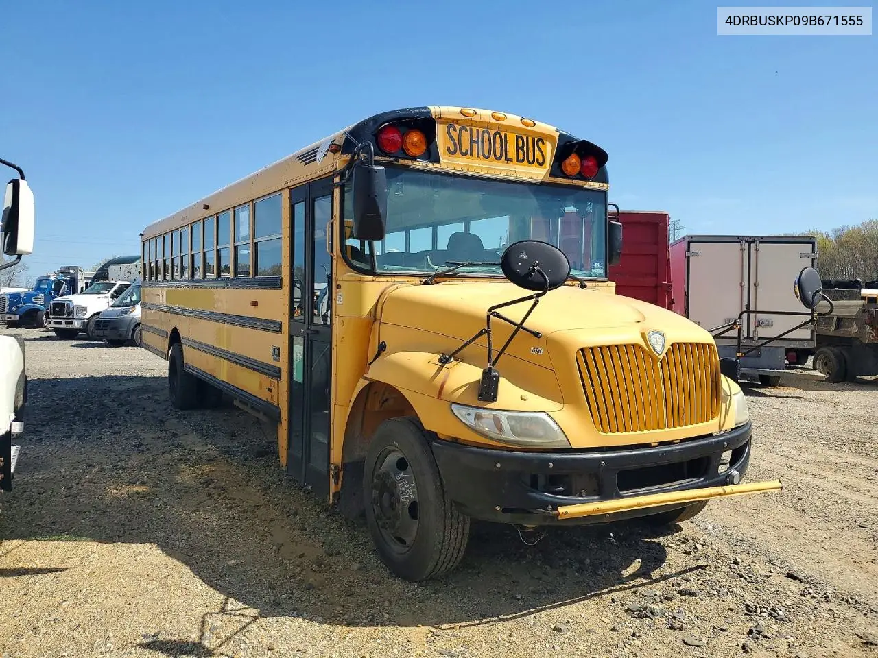 2009 Ic Corporation Ce Series School - School Bus VIN: 4DRBUSKP09B671555 Lot: 48590686