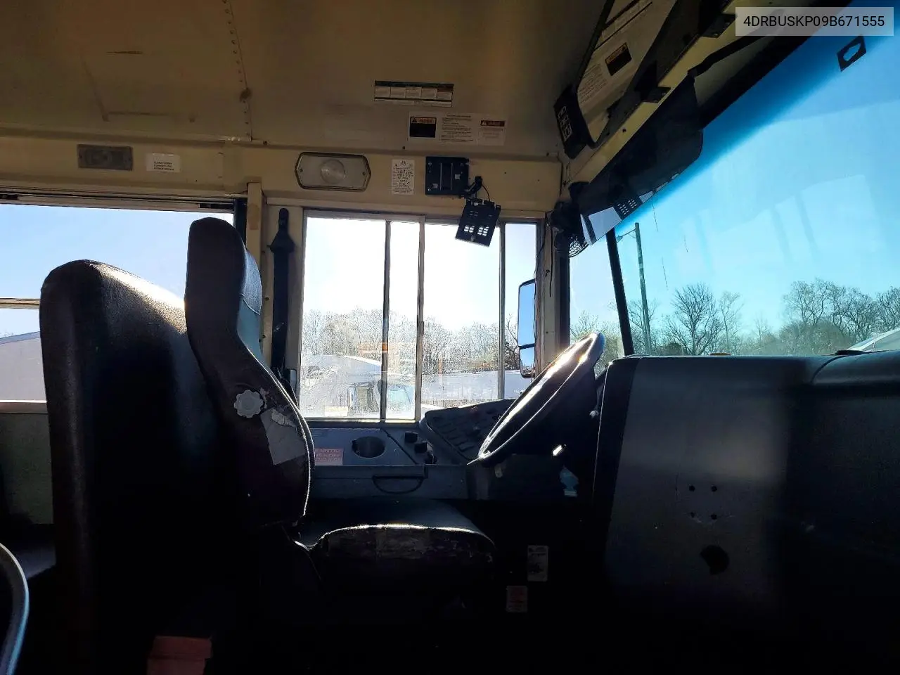 2009 Ic Corporation Ce Series School - School Bus VIN: 4DRBUSKP09B671555 Lot: 48590686