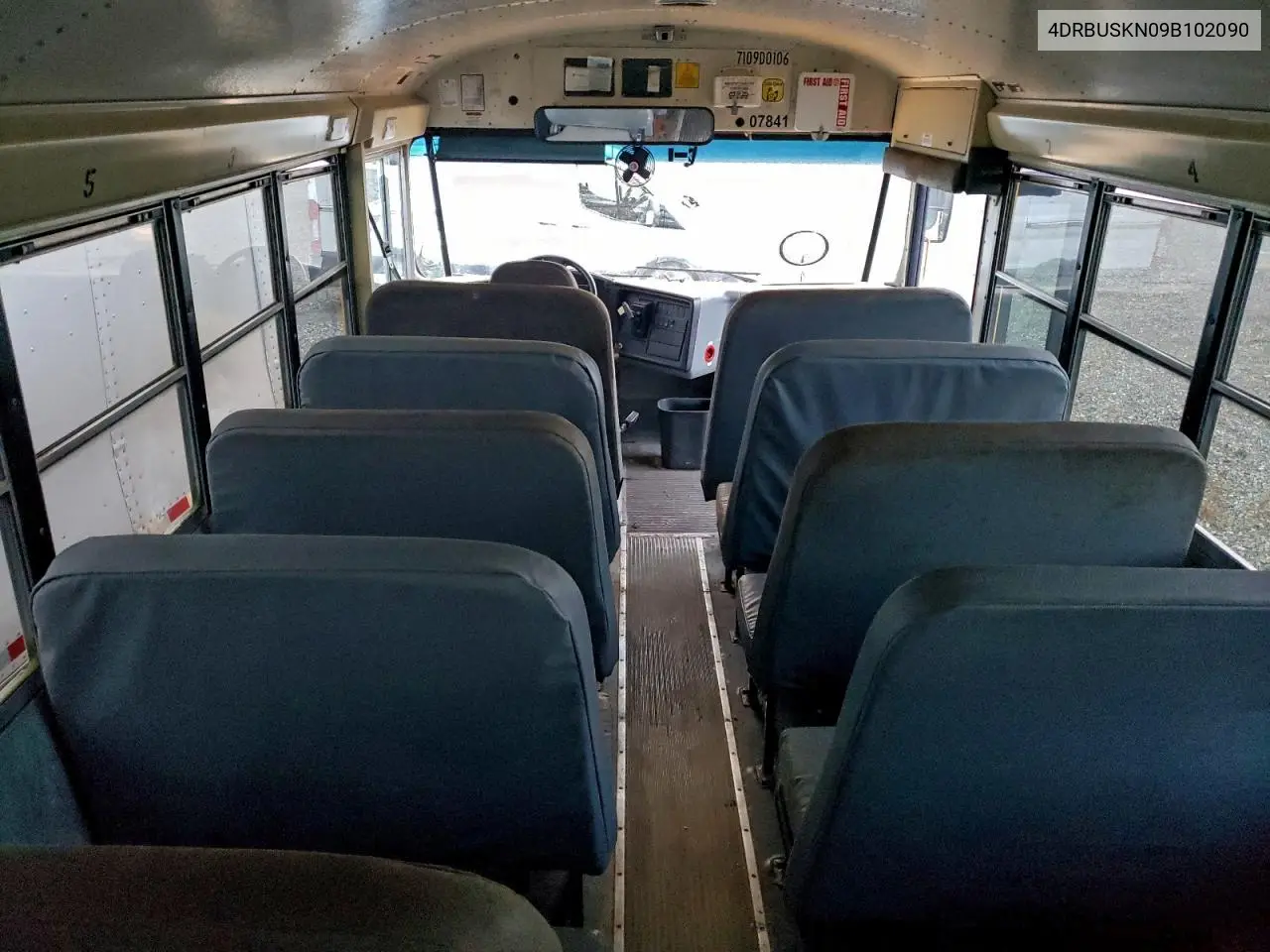 2009 Ic Corporation 3000 Ce - School Bus VIN: 4DRBUSKN09B102090 Lot: 87116155