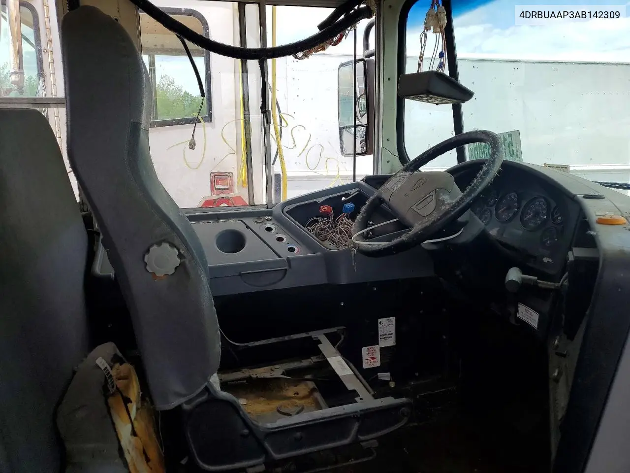 2010 Ic Corporation Ce Series School - School Bus VIN: 4DRBUAAP3AB142309 Lot: 51868586