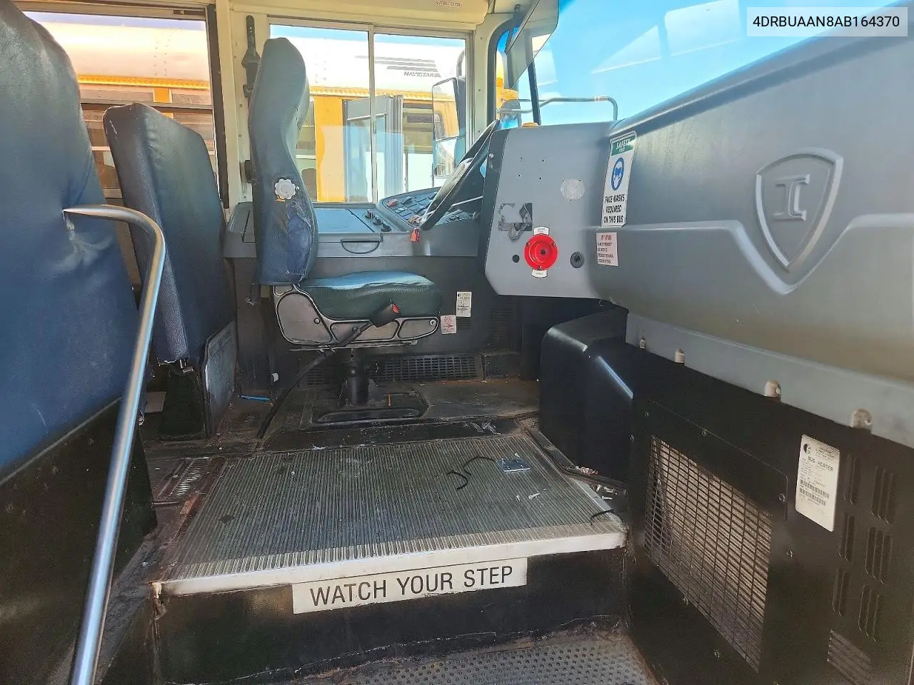 2010 Ic Corporation Ce Series School - School Bus VIN: 4DRBUAAN8AB164370 Lot: 57910056