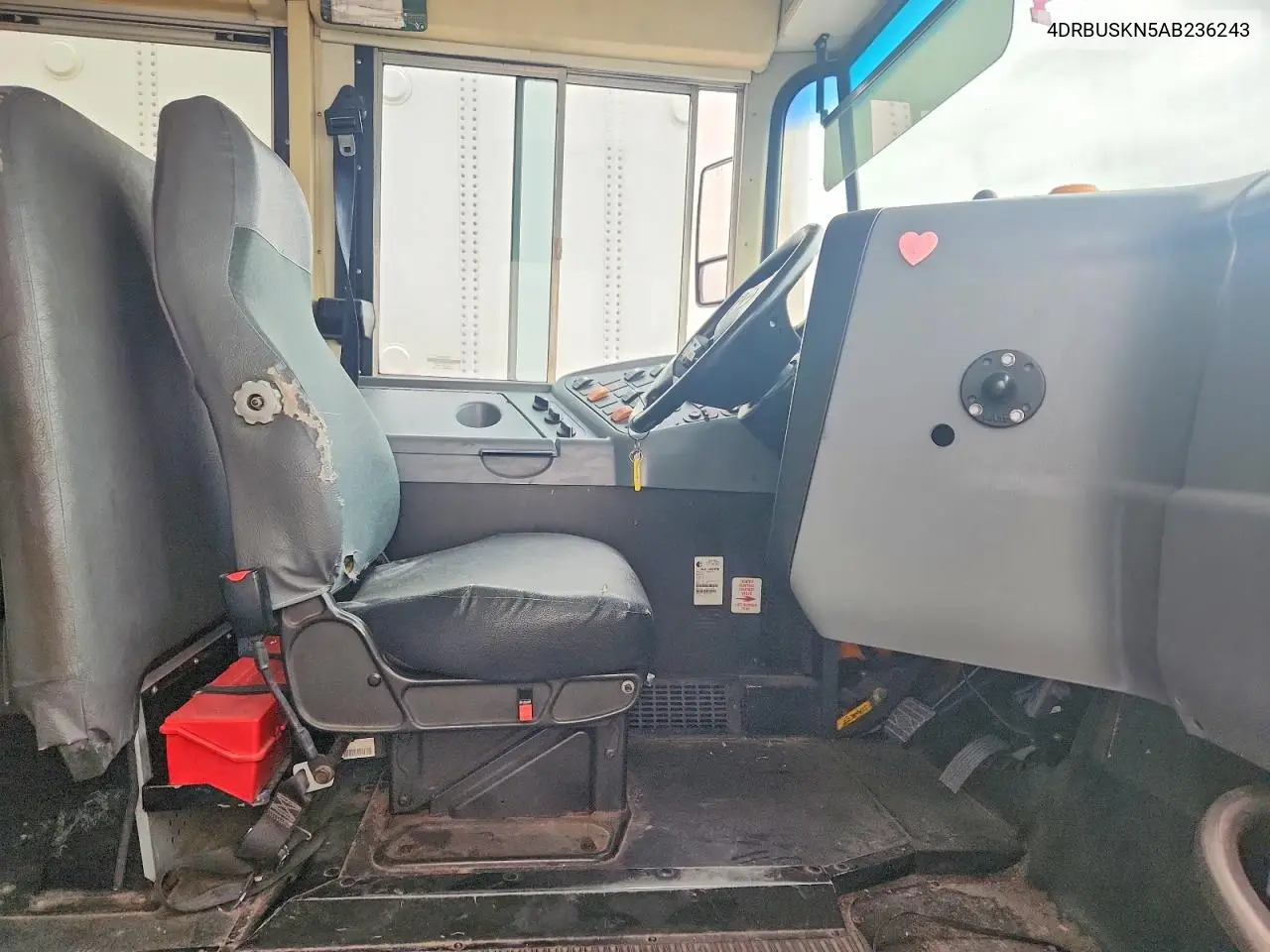 2010 Ic Corporation Ce Series School - School Bus VIN: 4DRBUSKN5AB236243 Lot: 79732185