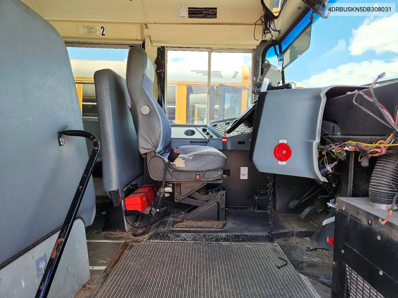 2013 Ic Corporation Ce Series School - School Bus VIN: 4DRBUSKN5DB308031 Lot: 58138636