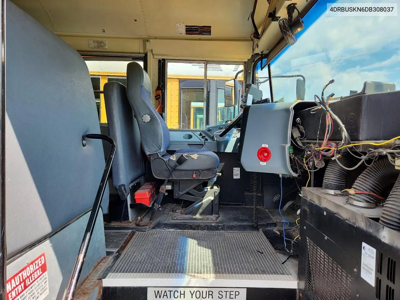 2013 Ic Corporation Ce Series School - School Bus VIN: 4DRBUSKN6DB308037 Lot: 58334866