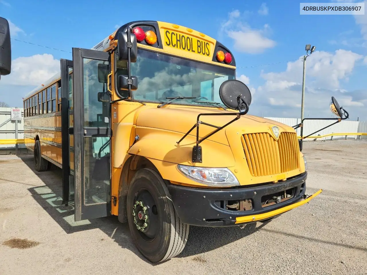 2013 Ic Corporation Ce Series School - School Bus VIN: 4DRBUSKPXDB306907 Lot: 58839756