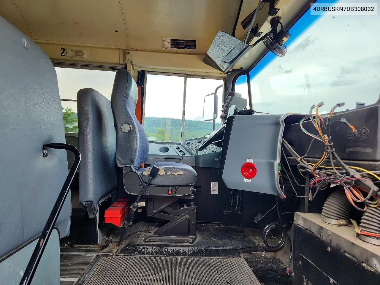 2013 Ic Corporation Ce Series School - School Bus VIN: 4DRBUSKN7DB308032 Lot: 58967446