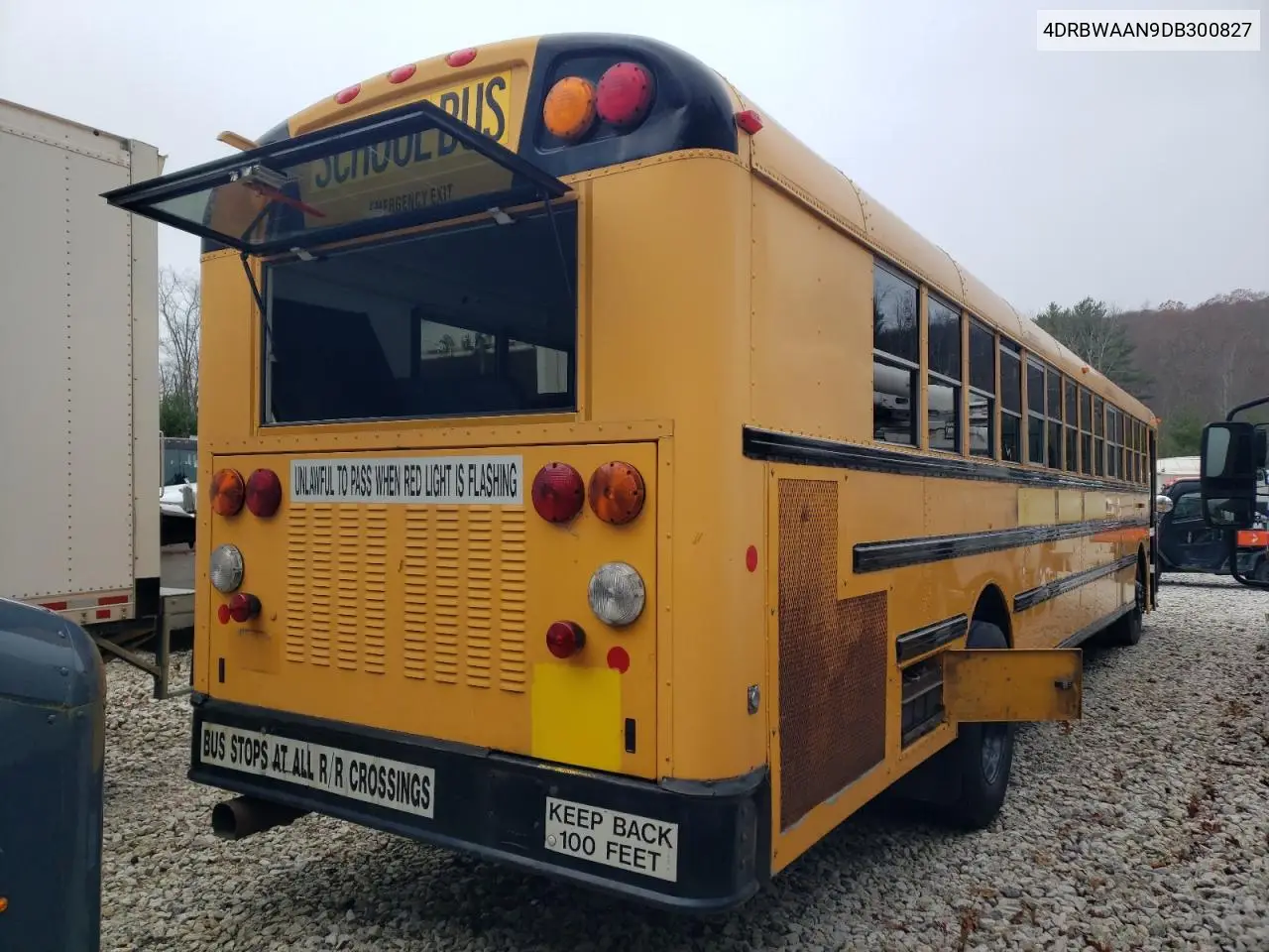 2013 Ic Corporation Re Series School - School Bus VIN: 4DRBWAAN9DB300827 Lot: 85951395