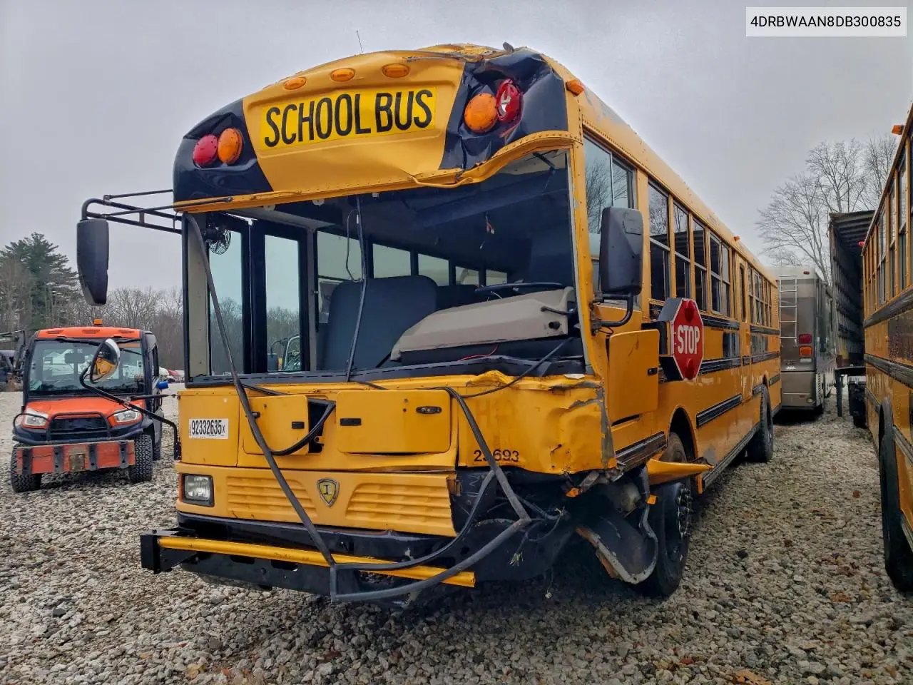 2013 Ic Corporation Re Series School - School Bus VIN: 4DRBWAAN8DB300835 Lot: 92332635