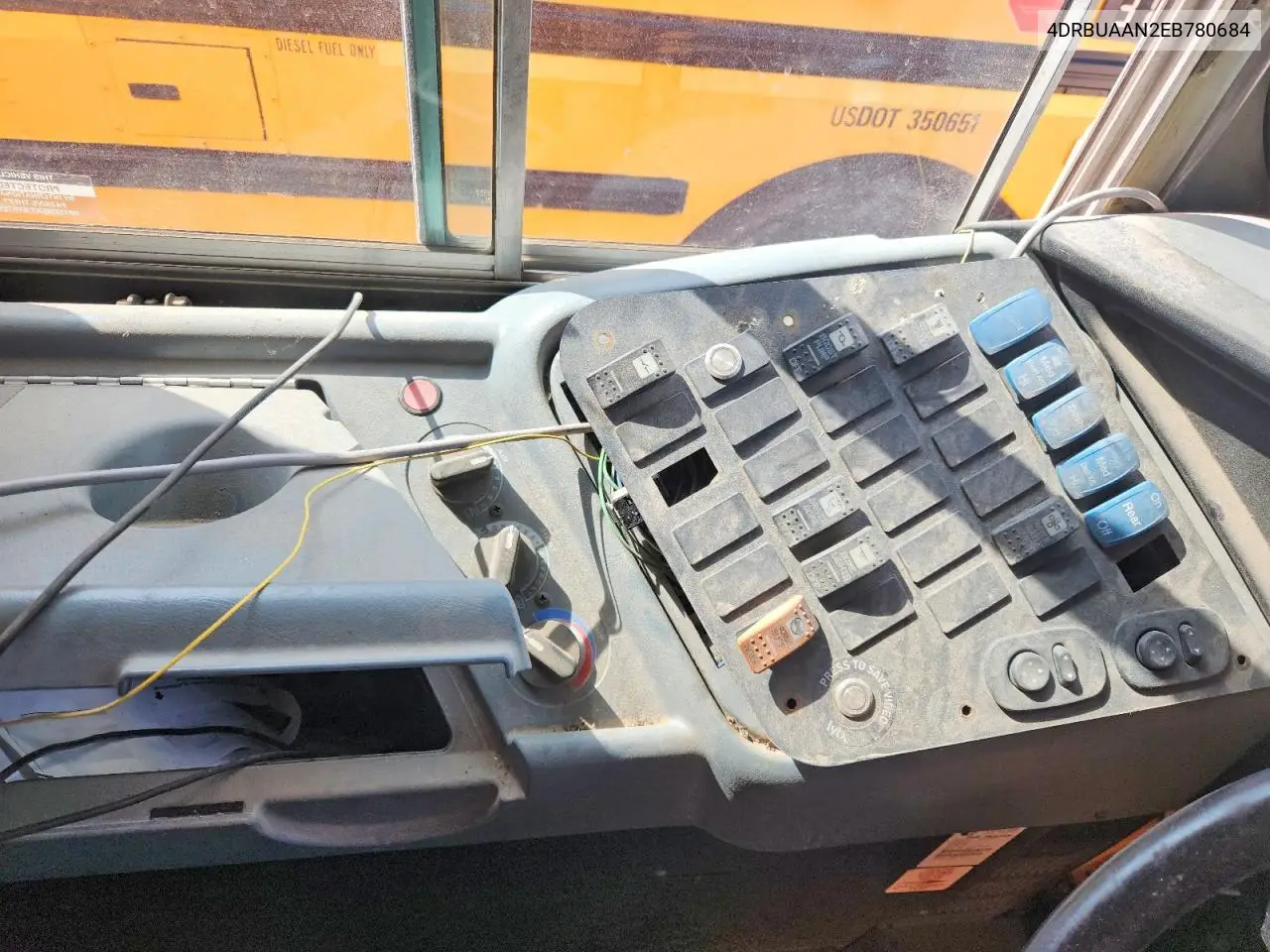 2014 Ic Corporation Ce Series School - School Bus VIN: 4DRBUAAN2EB780684 Lot: 48601806