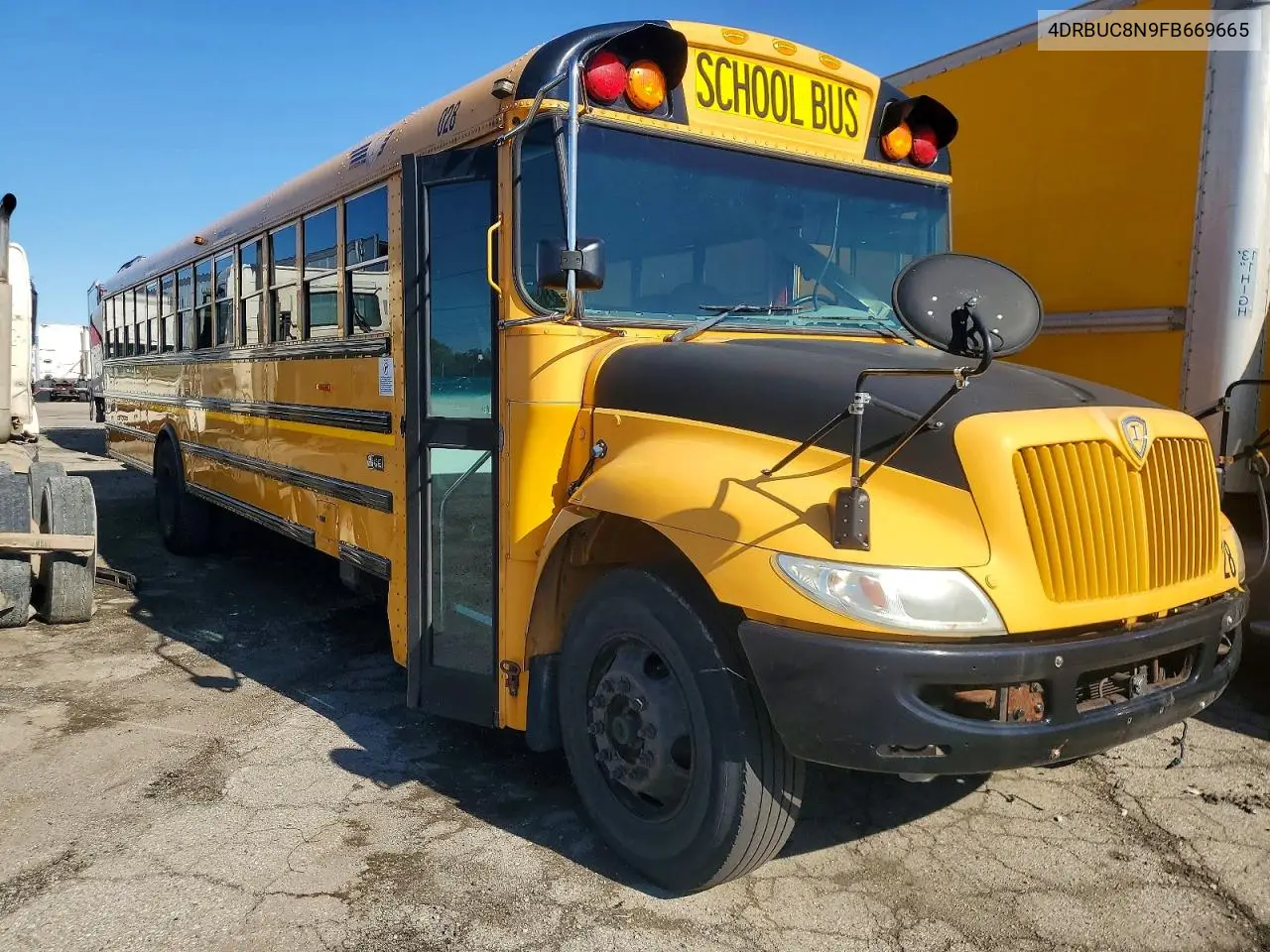 2015 Ic Corporation Ce Series School - School Bus VIN: 4DRBUC8N9FB669665 Lot: 52381526
