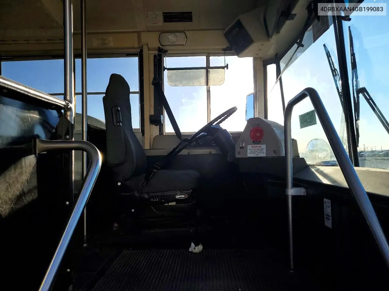 2016 Ic Corporation 3000 Re 7.6L V-6 Diesel VIN: 4DRBXAAN4GB199083 Lot: 76073445