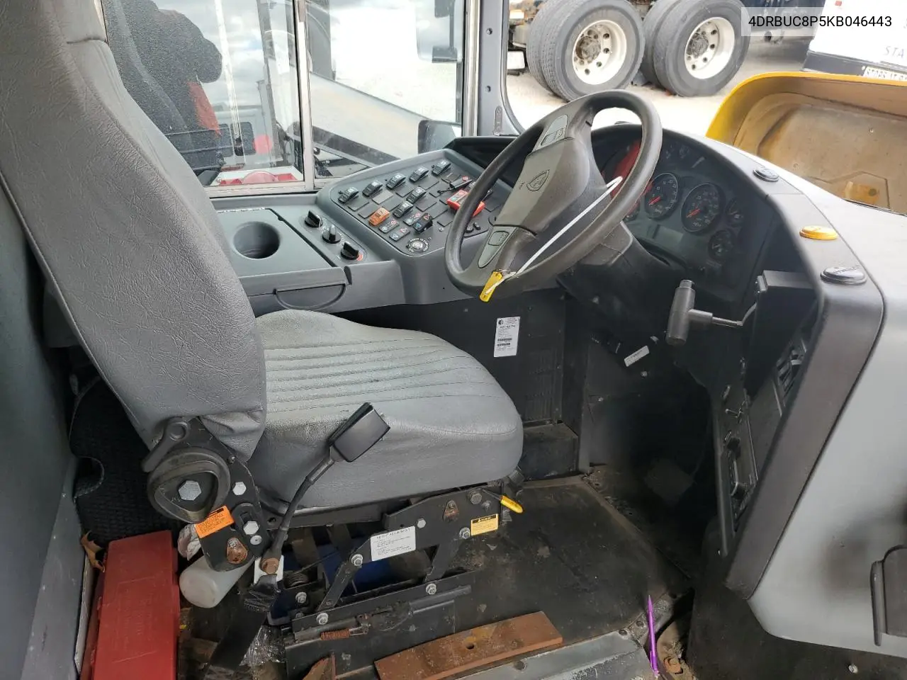 2019 Ic Bus Ce300 School Bus VIN: 4DRBUC8P5KB046443 Lot: 84647435