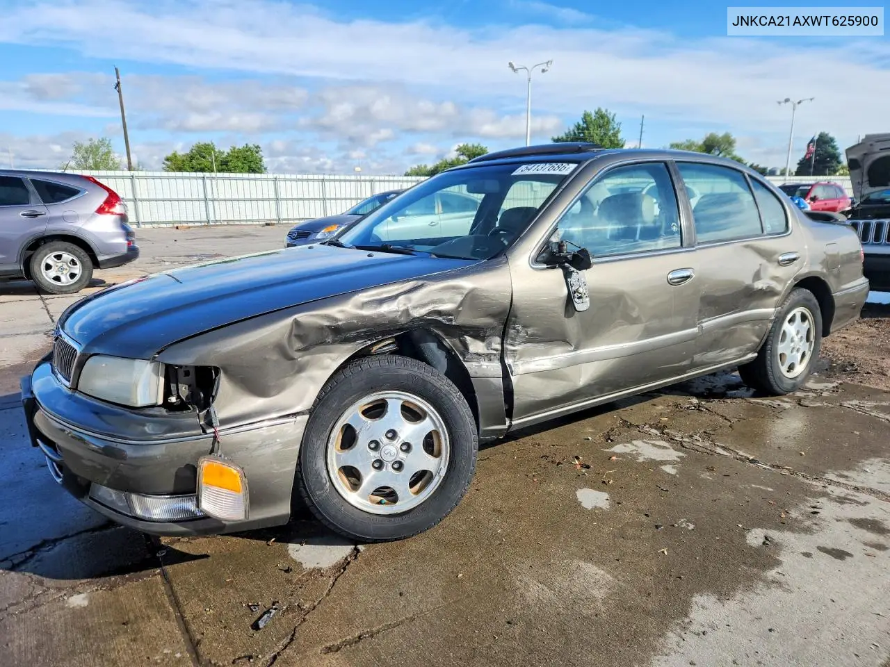 1998 Infiniti I30 Base VIN: JNKCA21AXWT625900 Lot: 54137686