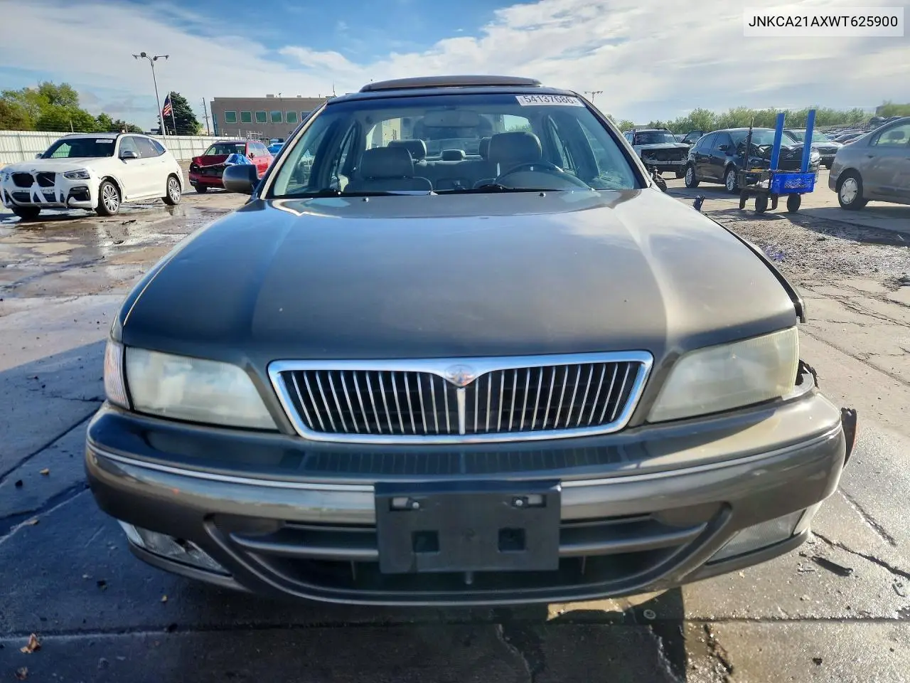 1998 Infiniti I30 Base VIN: JNKCA21AXWT625900 Lot: 54137686
