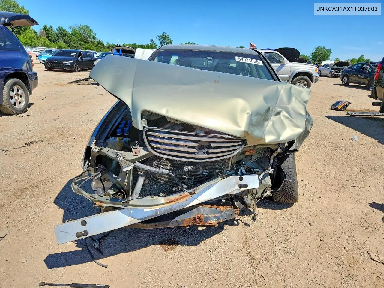 2001 Infiniti I30 Base VIN: JNKCA31AX1T037803 Lot: 54924056