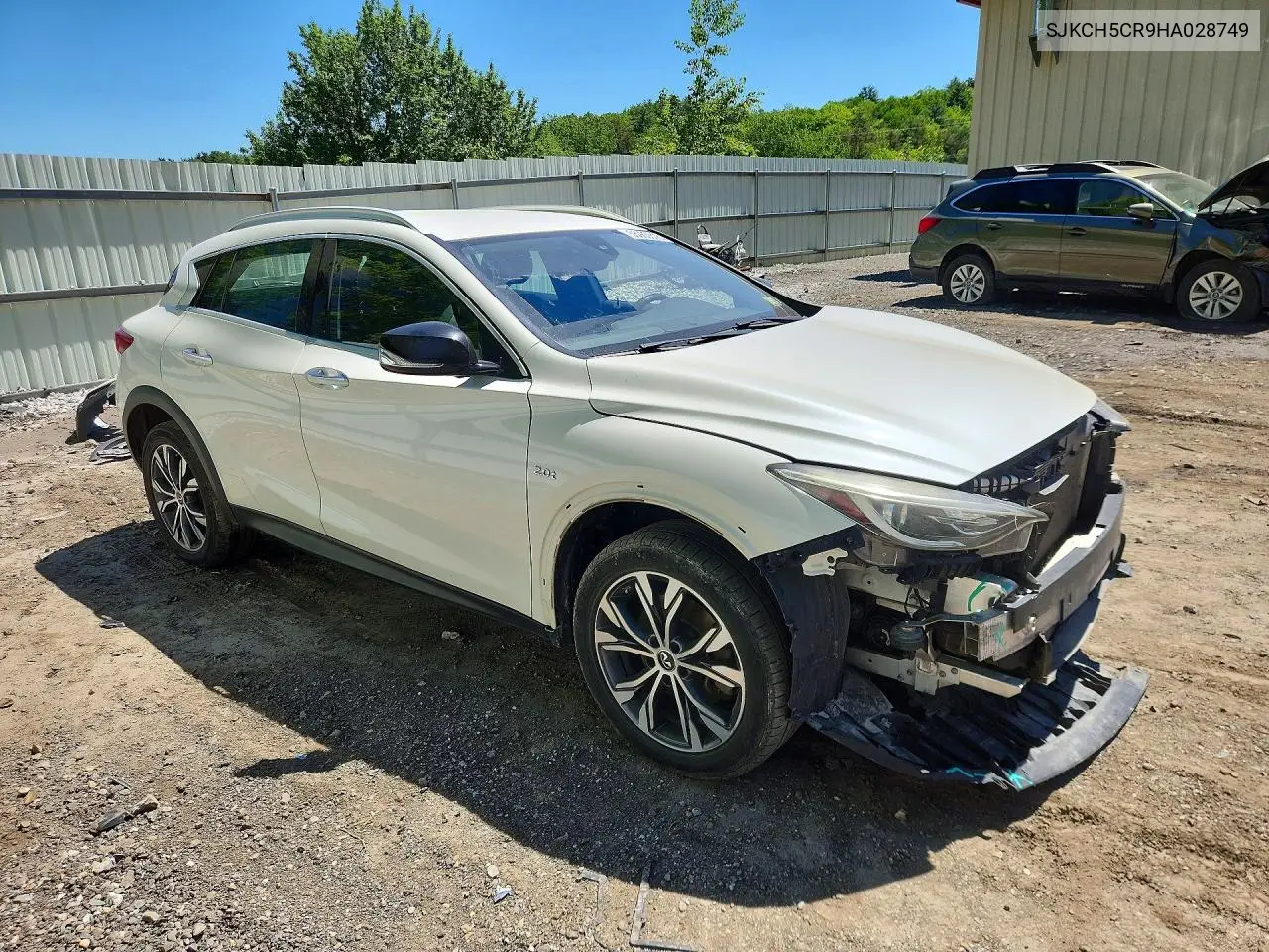2017 Infiniti Qx30 Luxury VIN: SJKCH5CR9HA028749 Lot: 55963616