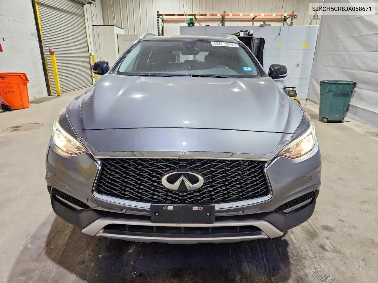 2018 Infiniti Qx30 Premium VIN: SJKCH5CR8JA058671 Lot: 53071816