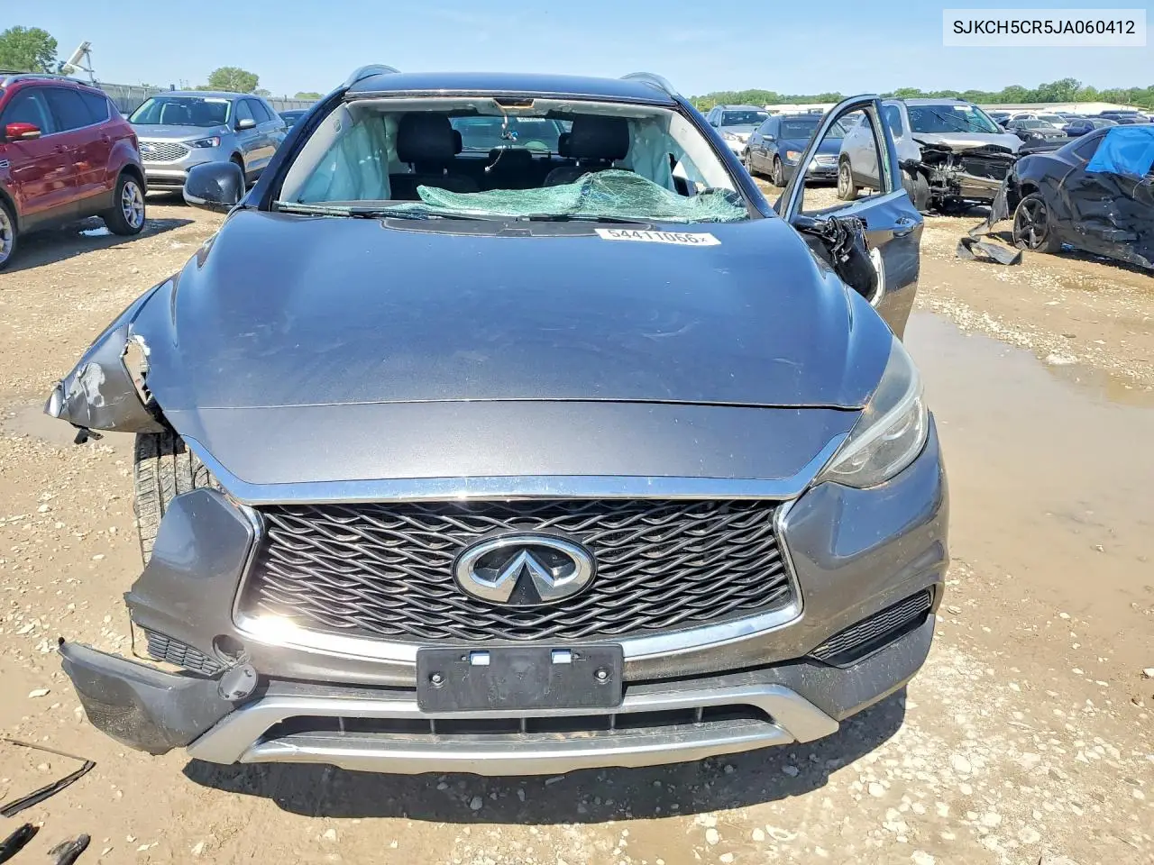 2018 Infiniti Qx30 Luxury VIN: SJKCH5CR5JA060412 Lot: 54411066