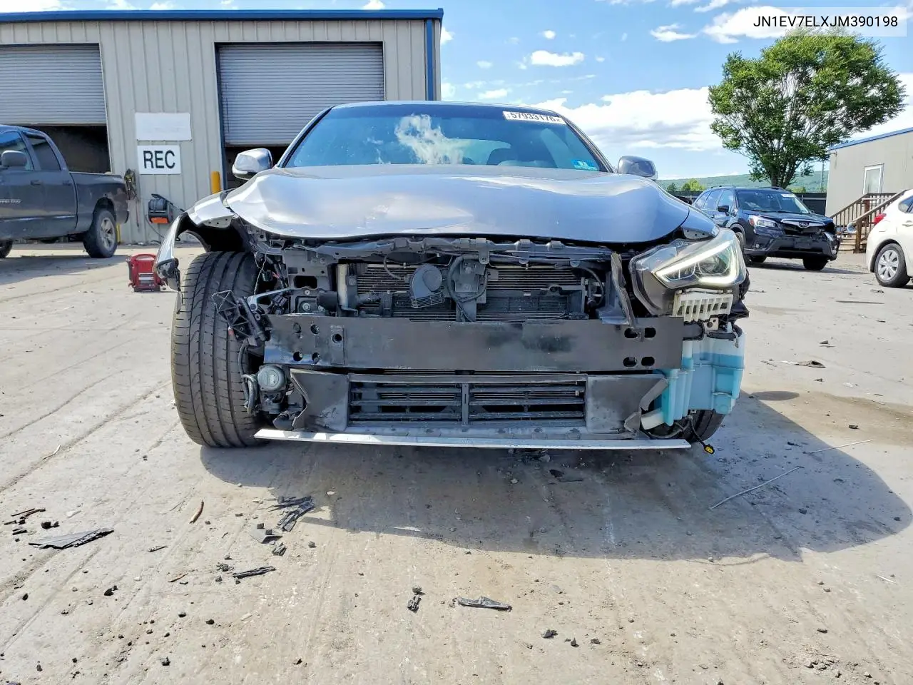 2018 Infiniti Q60 3.0T Luxe VIN: JN1EV7ELXJM390198 Lot: 57933176