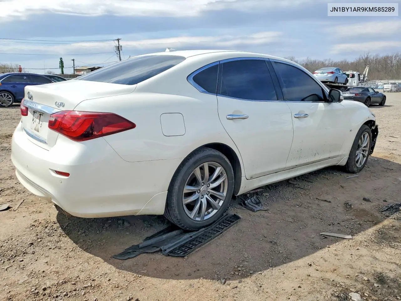 2019 Infiniti Q70 3.7 Luxe VIN: JN1BY1AR9KM585289 Lot: 47361856